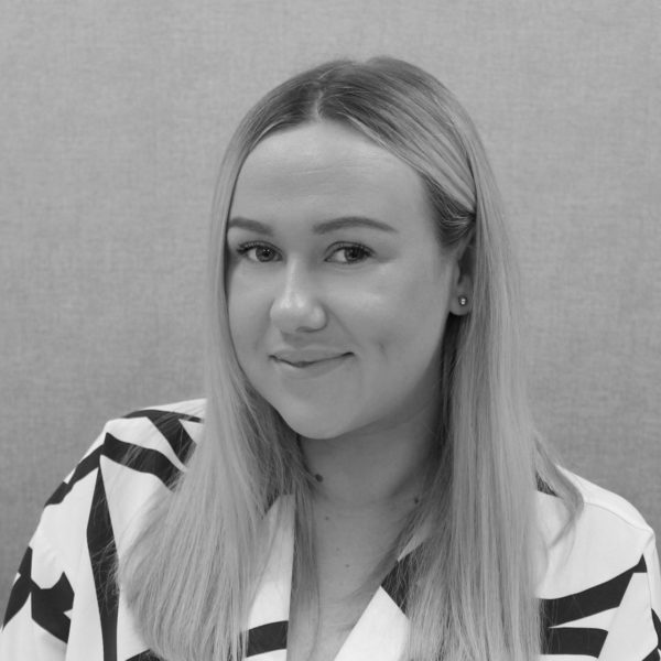 Danielle Hall - Projects Administrator | Aqua Platinum Projects