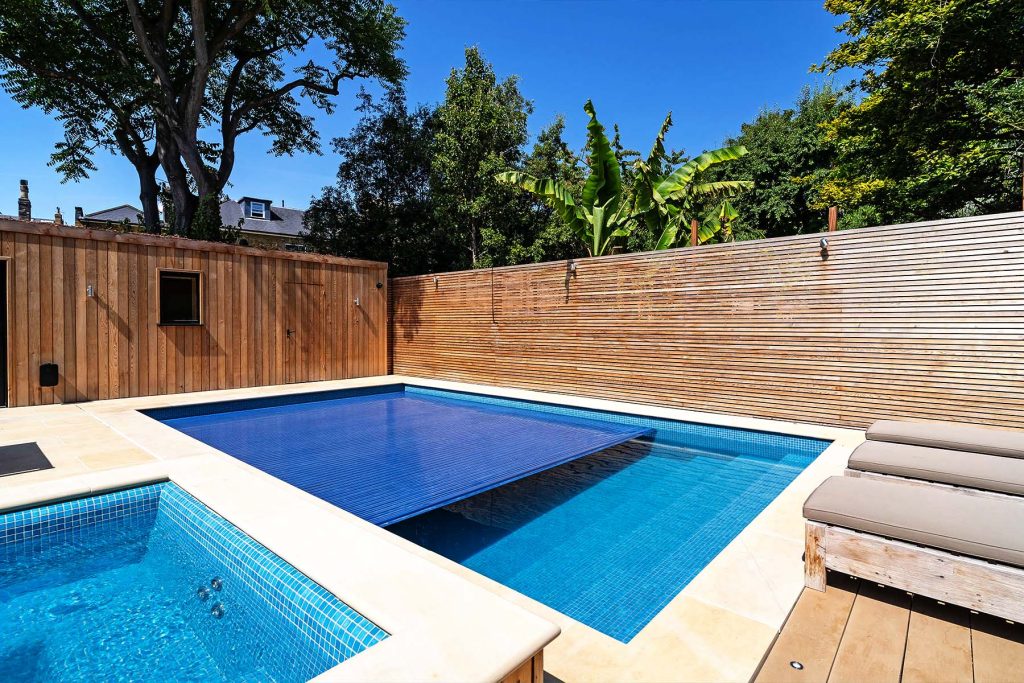 Private Residential Outdoor Pool | Aqua Platinum Projects