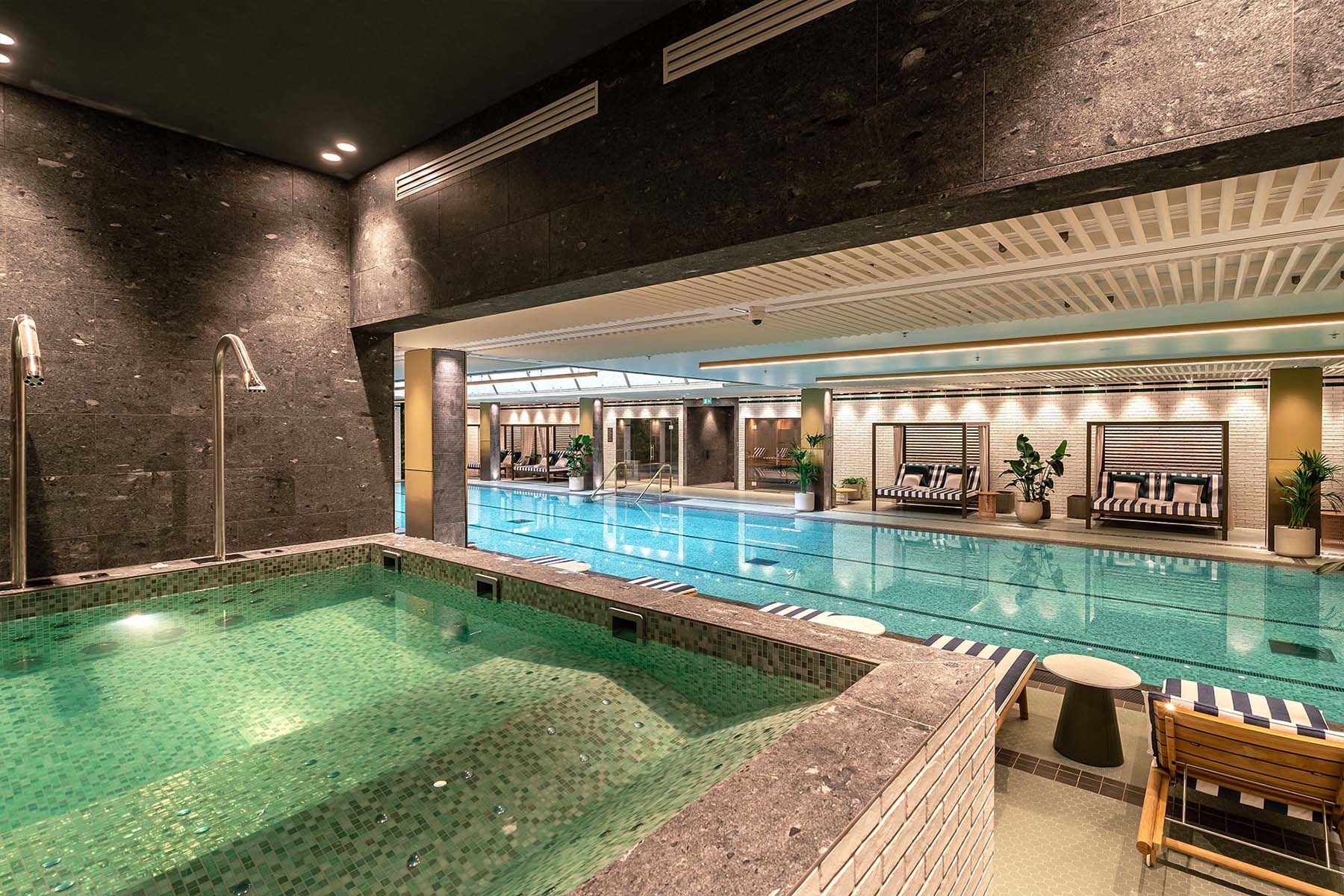 King's Road Park - Hotel Pool & Spa | Aqua Platinum Projects