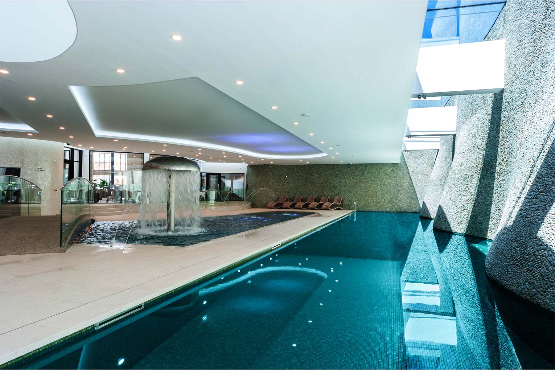 Headland Hotel Aqua Club | Aqua Platinum Projects