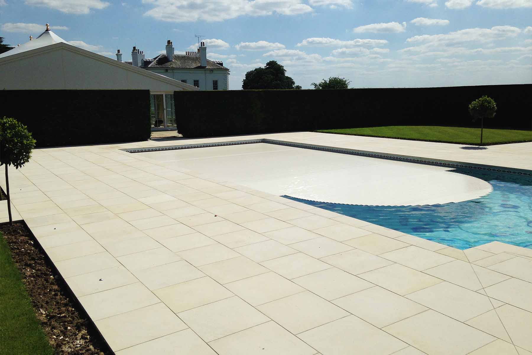 Wargrave - Outdoor Residential Pool | Aqua Platinum Projects