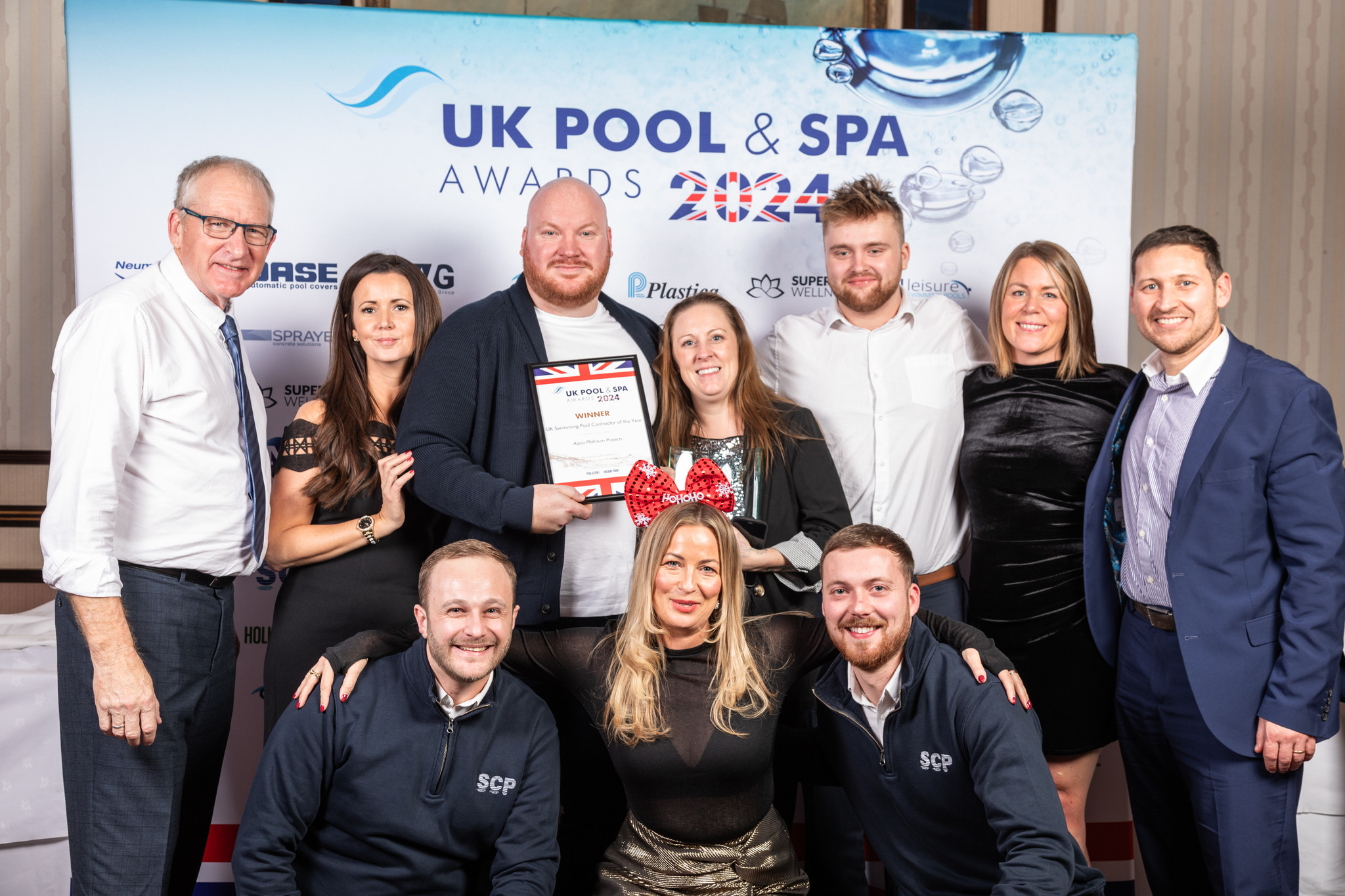 UK Pool & Spa Award - Pool Contractor of The Year 2024 | Aqua Platinum